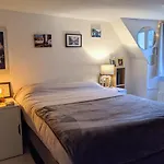 Superb Studio Close To Montparnasse