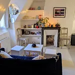 Superb Studio Close To Montparnasse